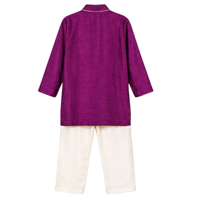 ⁠Border jamming kurta set